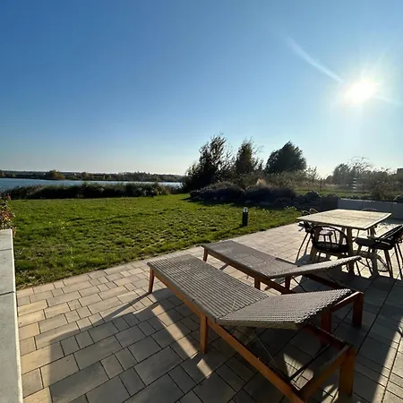 Holiday home - Idyllisches Mit Privatstrand Und Sauna In Der Naehe Von Leipzig #hausjonas *